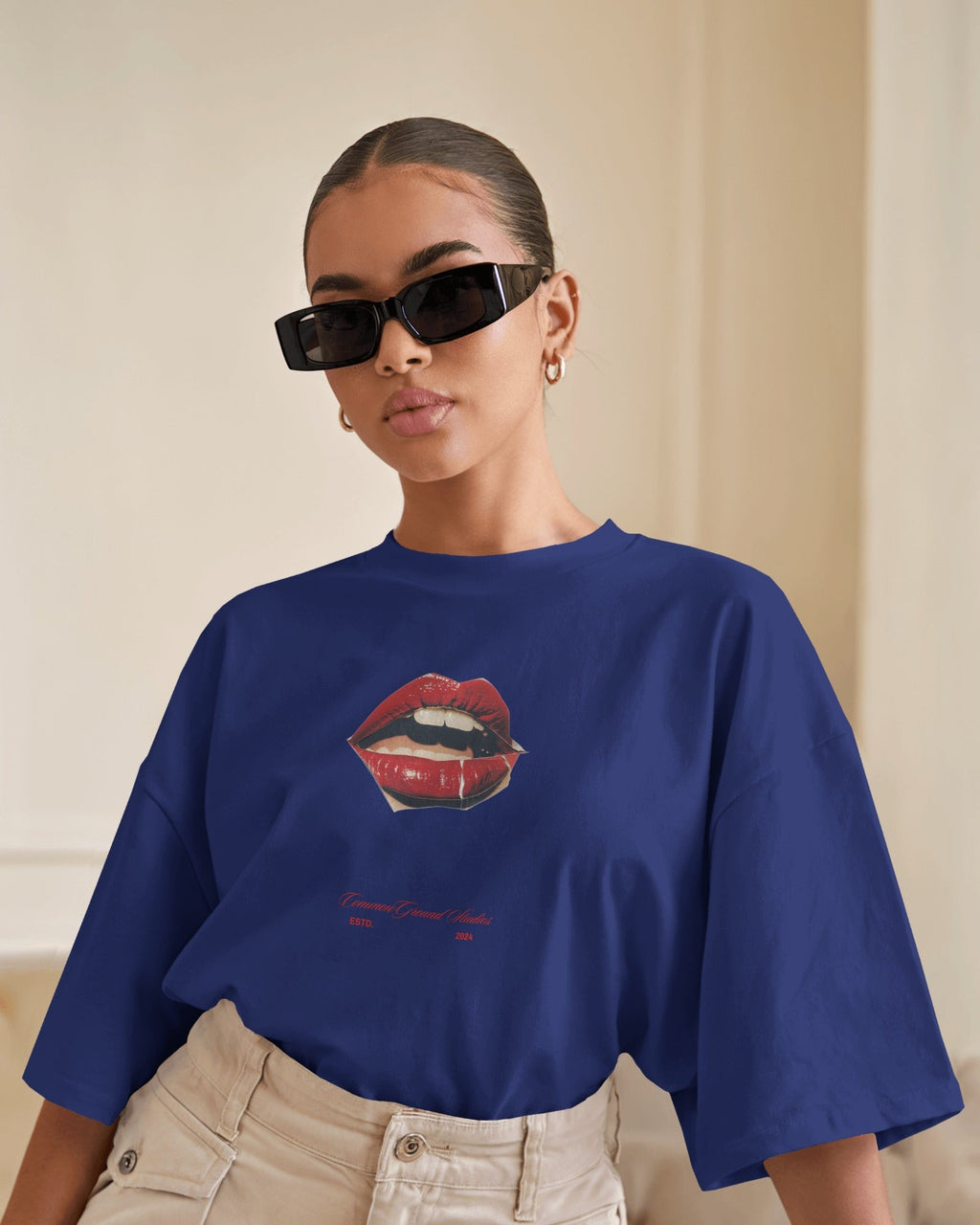 HOT LIPS OVERSIZED T-SHIRT